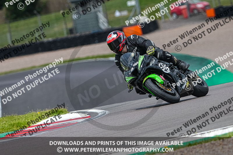 donington no limits trackday;donington park photographs;donington trackday photographs;estoril;event digital images;motorbikes;no limits;no limits trackdays;peter wileman photography;portugal;trackday;trackday digital images;trackday photos